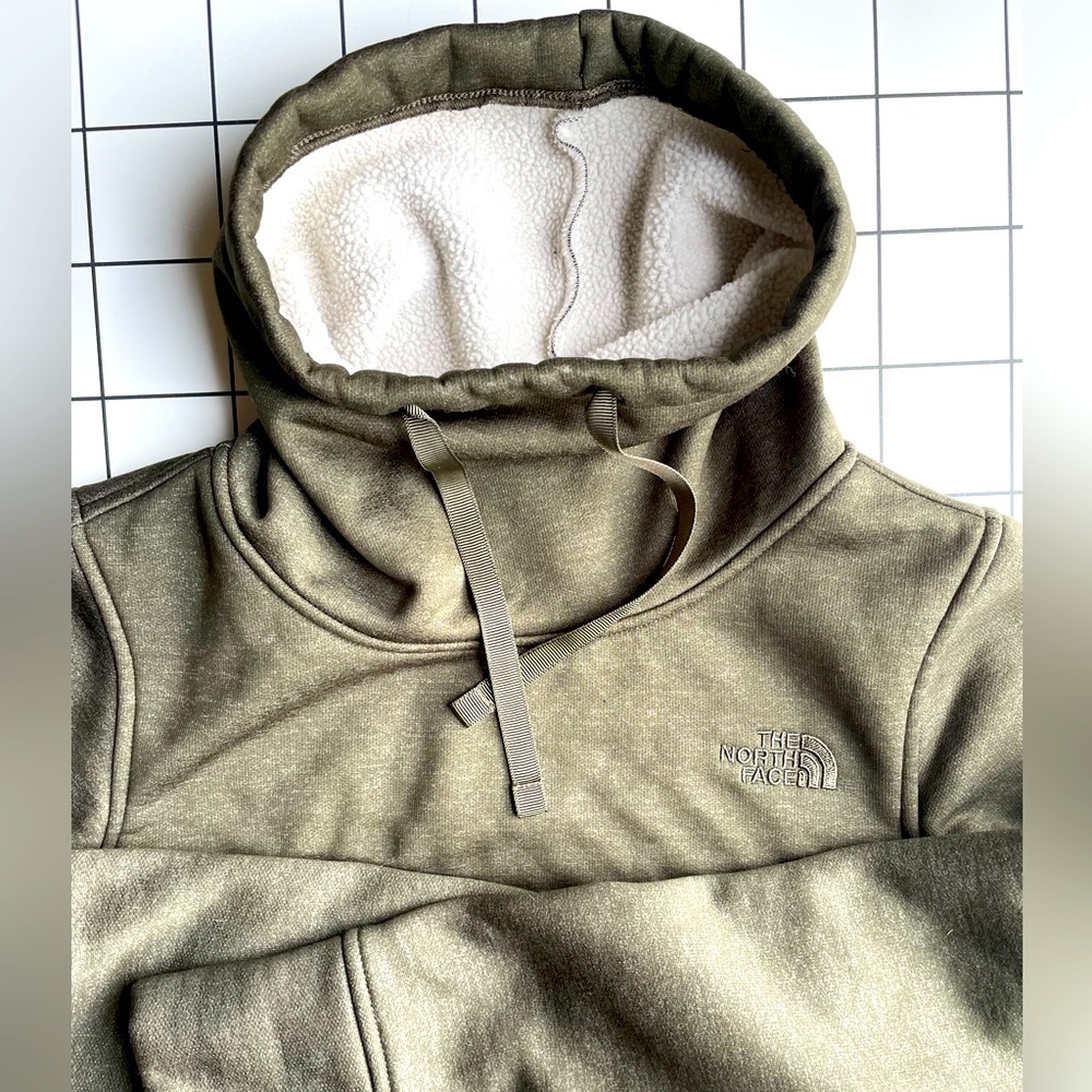 The North Face Mattea fleece cowl neck pullover olive extra small